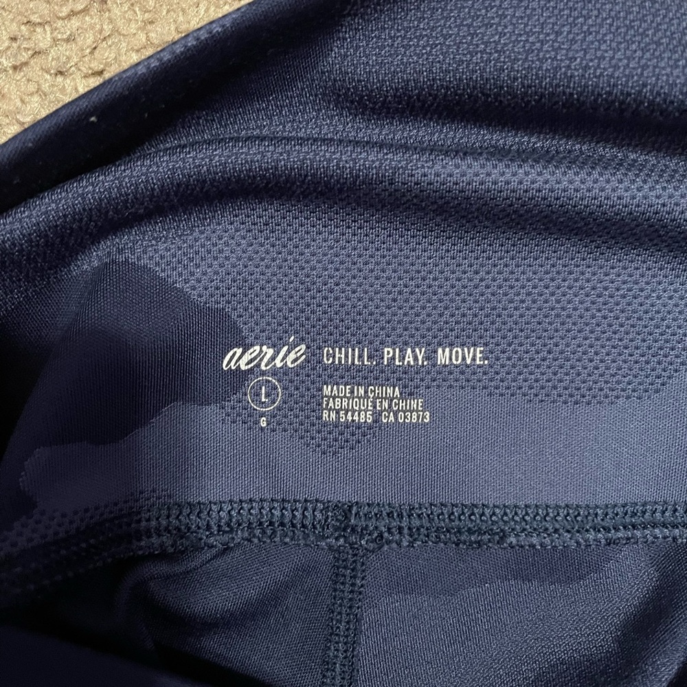 Aerie- chill play move leggings - Picture 3 of 3
